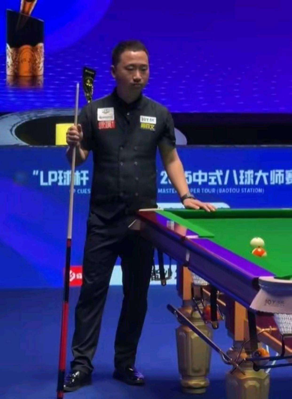 从工资帽违 从工资帽违